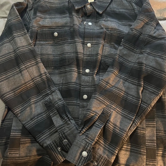 Duluth Jacket - Picture 2 of 4